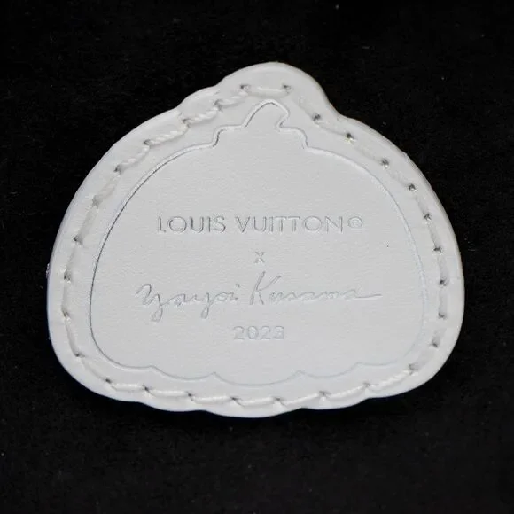 Louis Vuitton x YK Giant Monogram Empreinte Neverfull MM Pochette - Picture 6 of 10